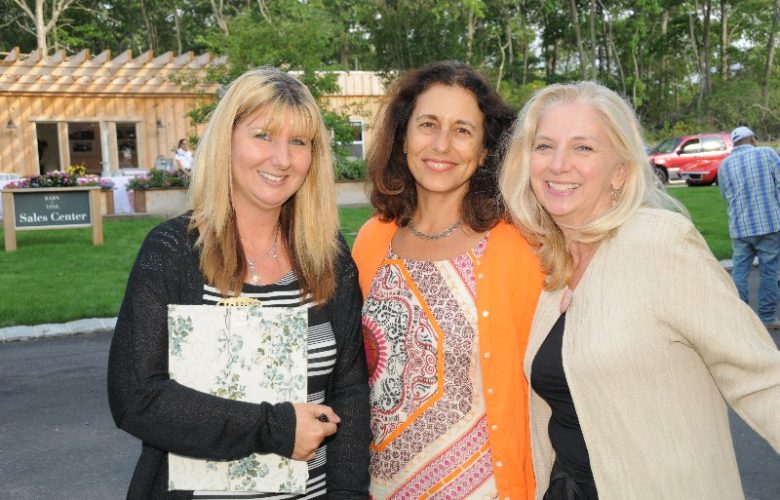 Douglas Elliman's Lisa Lattenhauer gave Suzanne Bond and Barbara Maslen a tour