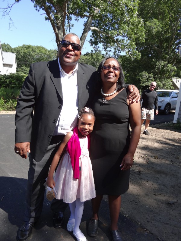 Calvin and Thelma Harris with Saniyah Ashley