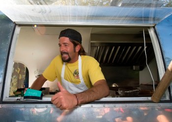 Justin Schwartz and the Noah's on the Road Food Truck