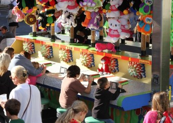 Carnival games drew a large crowd at the San Gennaro Feast of the Hamptons.