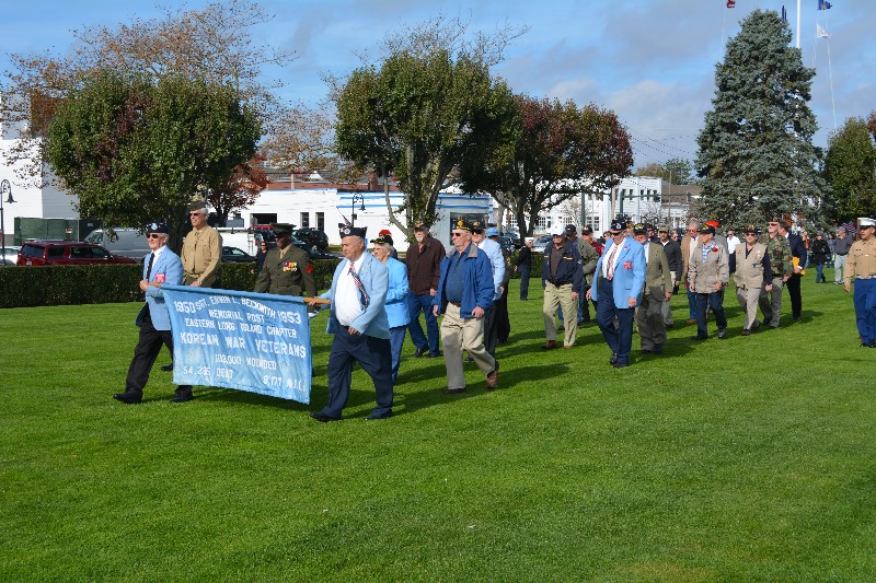 Veterans march to Agawam Park