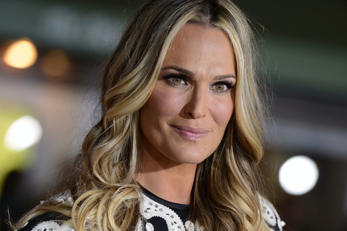 Molly Sims.