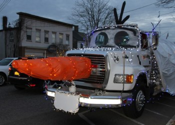 Olaf, Frozen, Fire truck, Southampton Fire Department, Parade of Lights