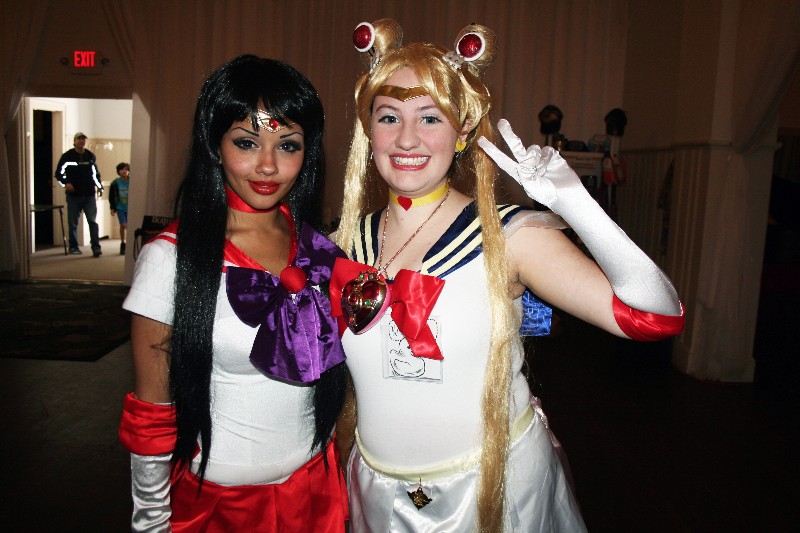 Cosplayers Kitty Young and Nicole Oliva