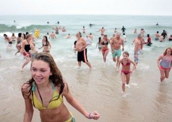 9th annual Polar Bear Plunge for Human Resources of the Hamptons at Coopers Beach, 2012.