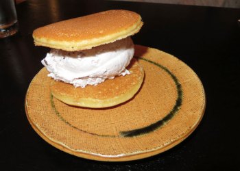 he Red Bean Ice Cream Sandwich at Momi Ramen