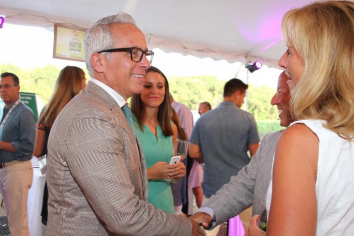 Geoffrey Zakarian meets with guests at Dan's Harvest East End