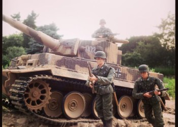 Oliver's Peterson's winning photograph of a 1:18 scale Panzer Tiger tank and German regulars.