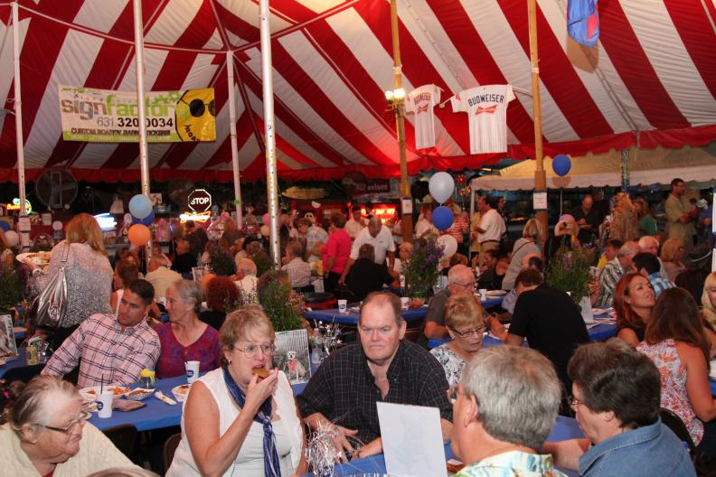 Southampton Animal Shelter Benefit at the Boardy Barn