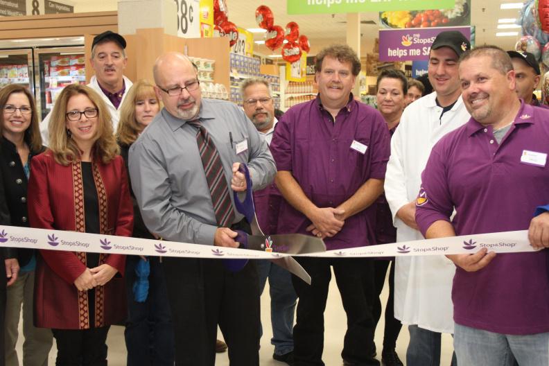 Stop & Shop grand opening ribbon cutting ceremony