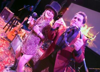 Nancy Atlas all smiles as she gets int the groove with this week's guest, Clark Gayton.