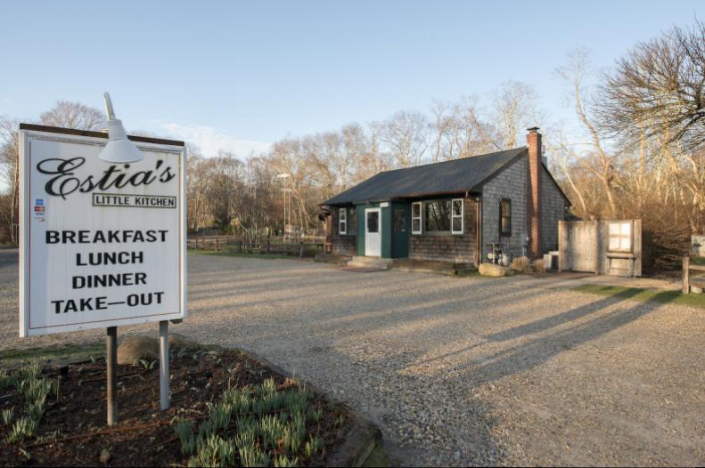 Estia's Little Kitchen is a small place with a big heart where proprietor Colin Ambrose offers his "Seed to Plate" menu and walls dedicated to the support of local artist for more than 20 years, is currently exhibiting the paintings of Valerie Suter.