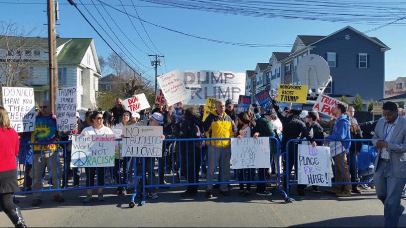 Anti-Trump protestors