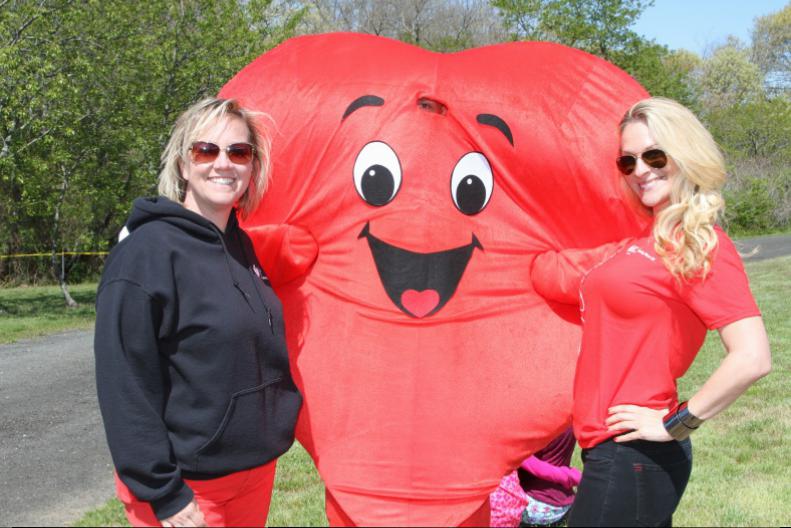 American Heart Association director Barbara Poliwoda, Ticker and MC for the event, Consuelo Vanderbilt Costin