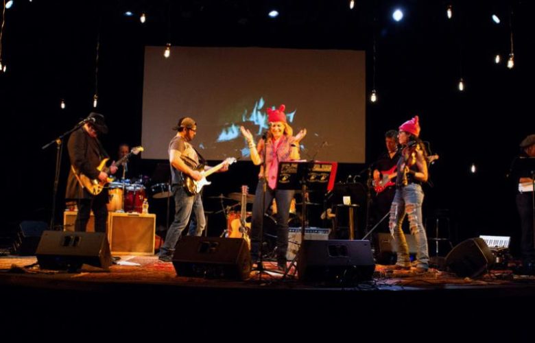 Randi Fishenfeld jams with the Nancy Atlas Project