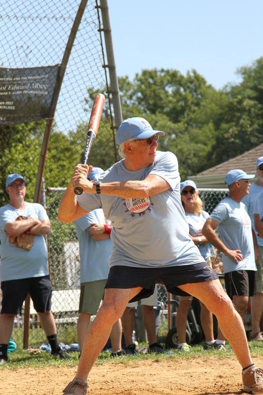 Carl Bernstein at bat for the Writers