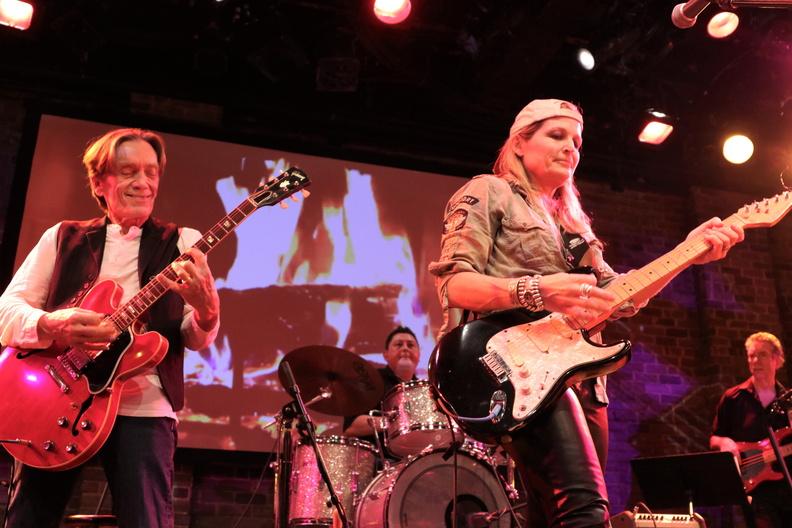 G.E. Smith and Nancy Atlas