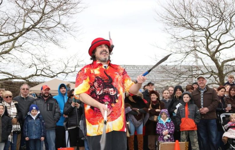 Keith Leaf the Amazing Juggler