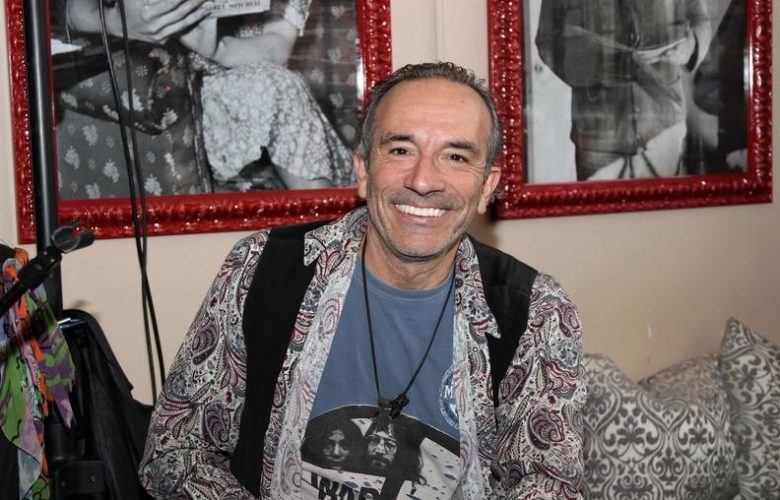 Performer Alfredo Merat