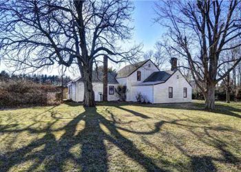 3375 Indian Neck Ln, Peconic