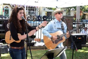 Sara Hartman and Mick Hargreaves perform at the Southampton Arts Center grounds during Southampton Septemberfest.