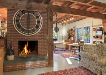 480 Peconic Boulevard, $499,000