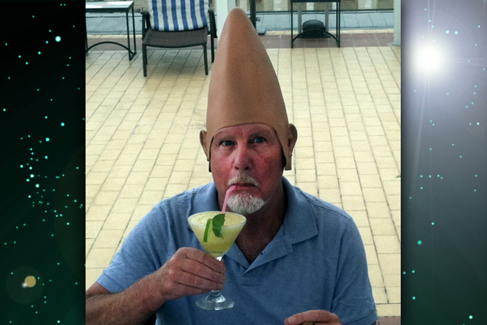 John Murray wears his cone in Havanna