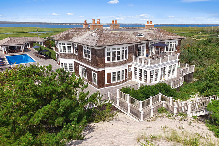 83 Dune Road, East Quogue