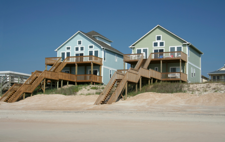 Hamptons Oceanfront Houses
