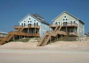 Hamptons Oceanfront Houses