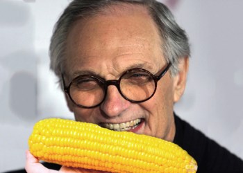 Alan Alda enjoys the East End bounty!