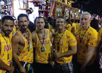 Anderson Cooper, Andy Cohen, Leo Neves in Brazil