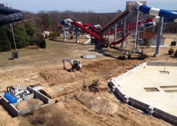 The Battle of Mutiny Bay under construction at Splish Splash