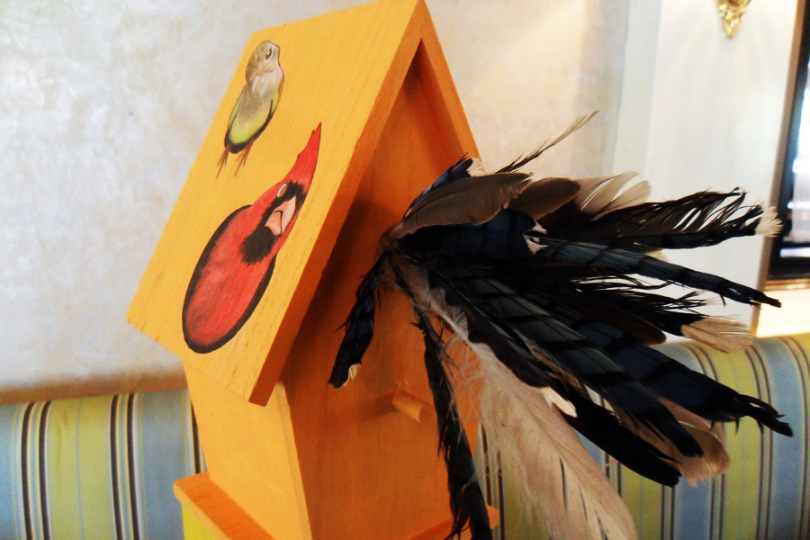 Birdhouse ready for auction