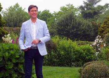 CBS Sunday Morning guest host Lee Cowan at Grey Gardens