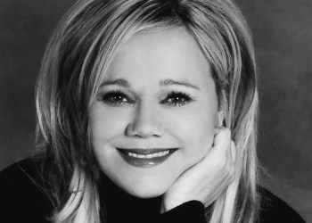 Caroline Rhea performs at Suffolk Theater on Saturday, May 9 at 8 p.m.
