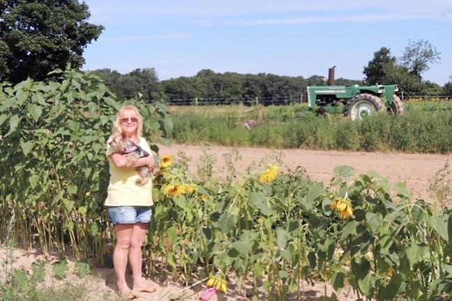 Cheryl Pelis of Chery's Farm Stand