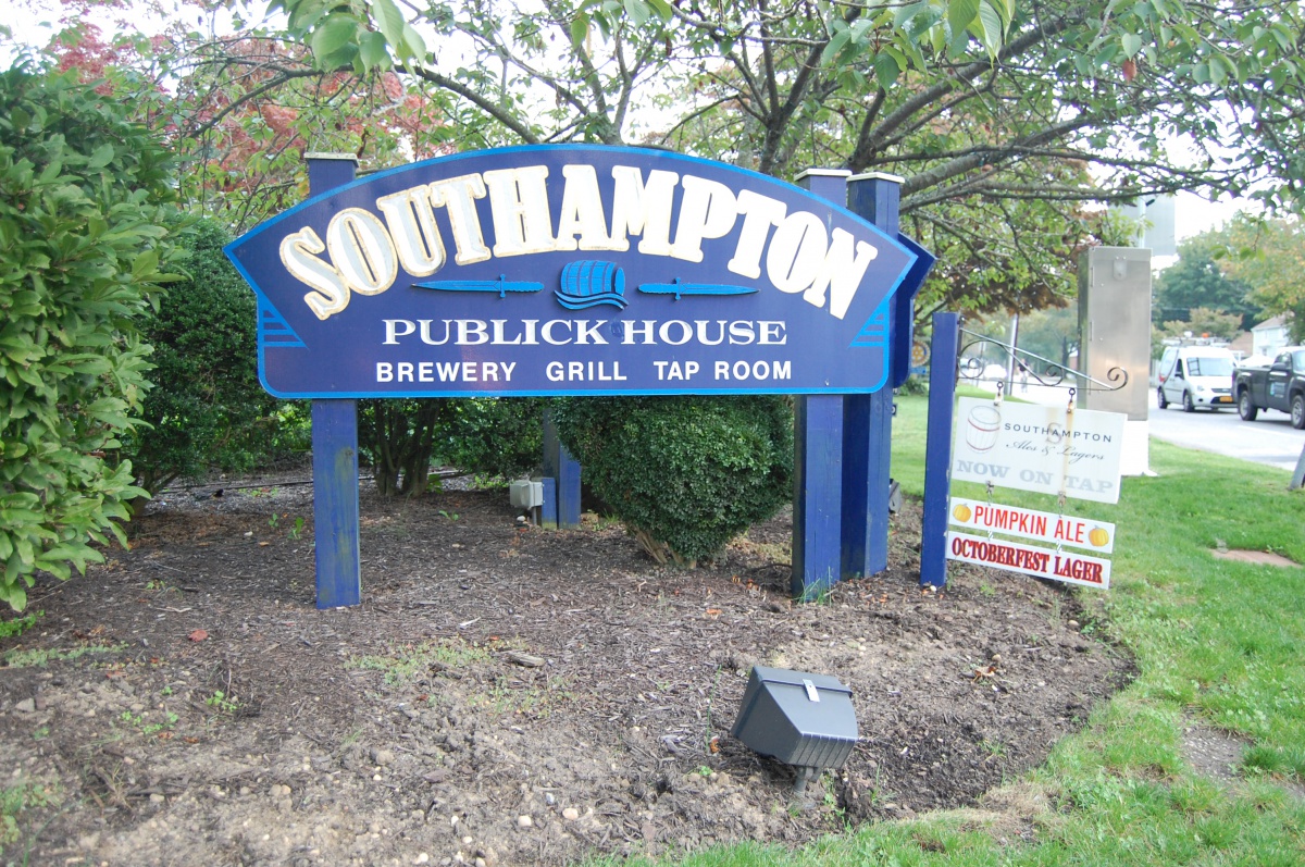 Southampon Publick House. Photo credit: Brendan J. O'Reilly