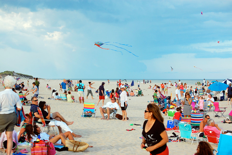 Dan's Kite Fly is a fun-filled Sunday!