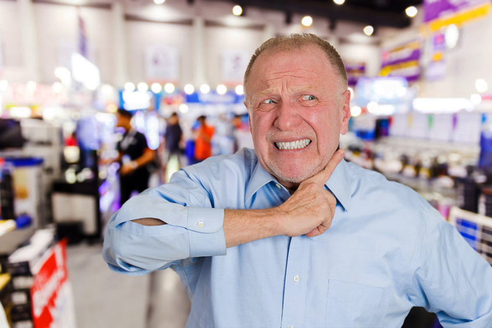 department store Employee of the Month is rigged