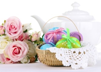 Easter brunch place setting