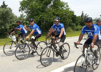 Wounded IDF veterans (L to R) Shmuel Desalei Mashasha, David Peretz; Yuval Carmel; and Itzik Gabai leading the pack on the WWP Soldier Ride.