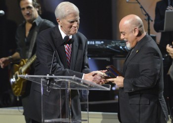 Librarian of Congress Dr. James Billington presents Billy Joel with the Library of Congress Gershwin Prize for Popular Song, November 19, 2014. Photo by Shawn Miller.