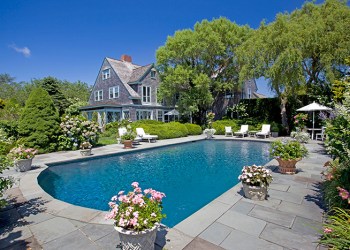 Grey Gardens pool