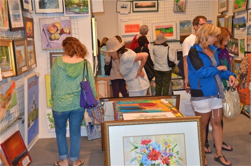 Guild Hall Clothesline Sale