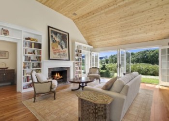 Rent this Quiogue residence from Anderson Cooper for $150,000.