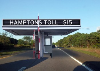 Hamptons Tollbooth