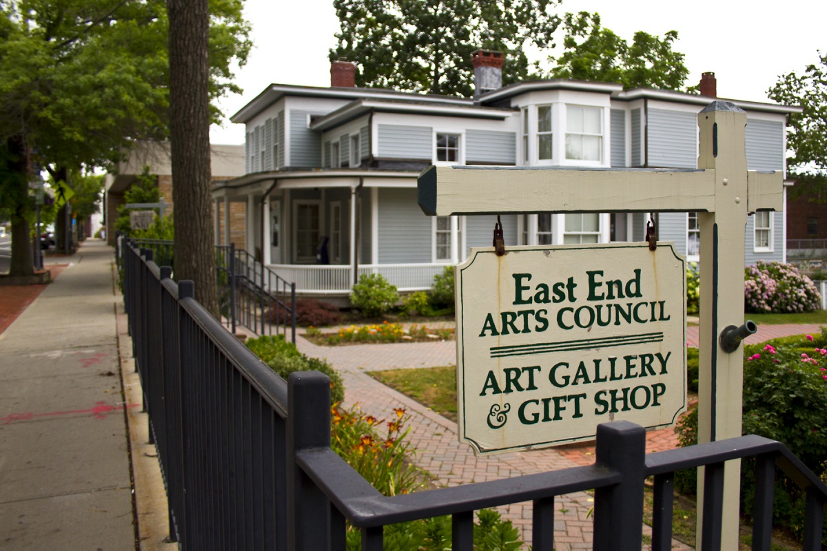 East End Arts Council Art Gallery & Gift Shop.