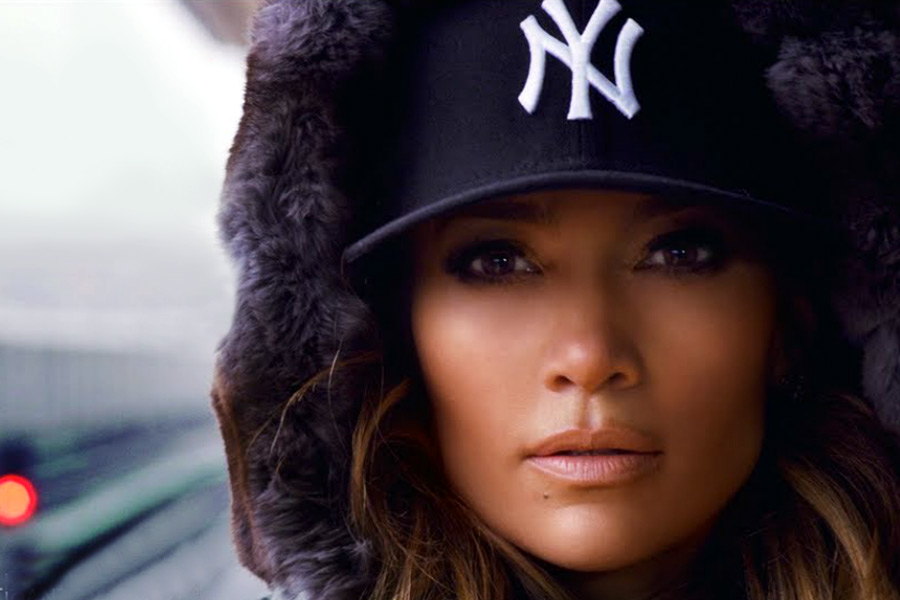 Jennifer Lopez in her "Same Girl" viddeo