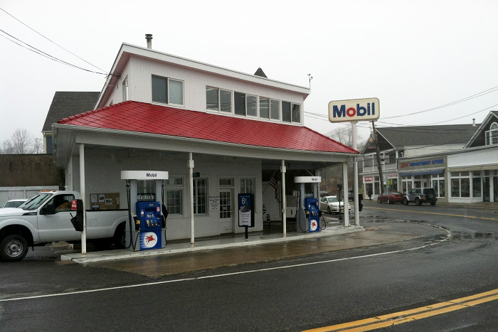 JW Piccozzi's Shelter Island Gas Station